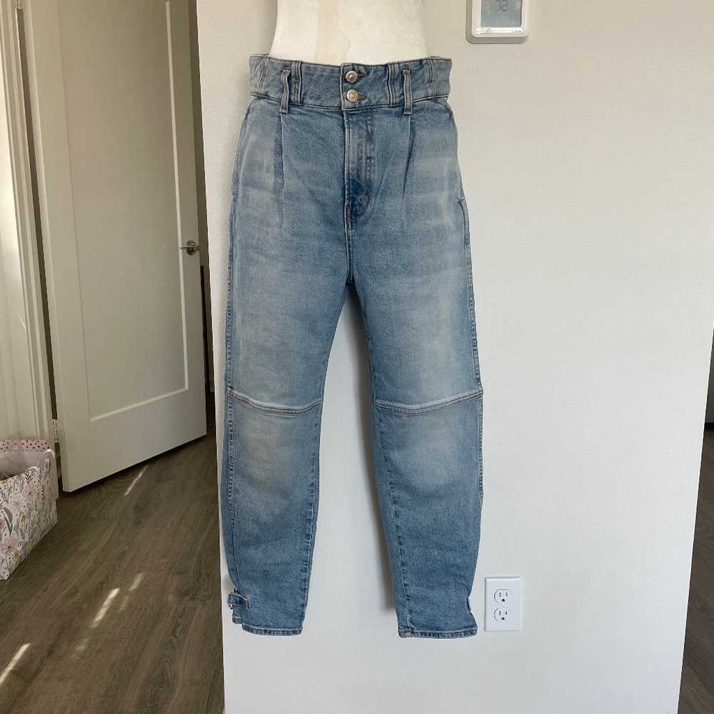 Veronica Beard Tapered Jean
